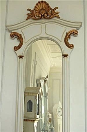 Bespoke Handmade Gilt Painted Shell Motif  Wall Mirror 