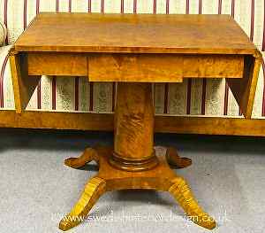 TAB62 Biedermeier drop leaf table
