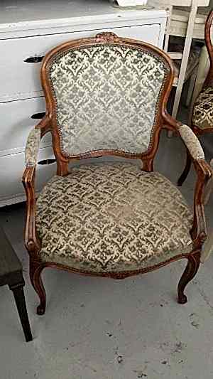 1900s Gustavian Round Back Carver Chairs