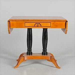Swedish Biedermeier Dropleaf antique table golden birch late 19th century Tab 76